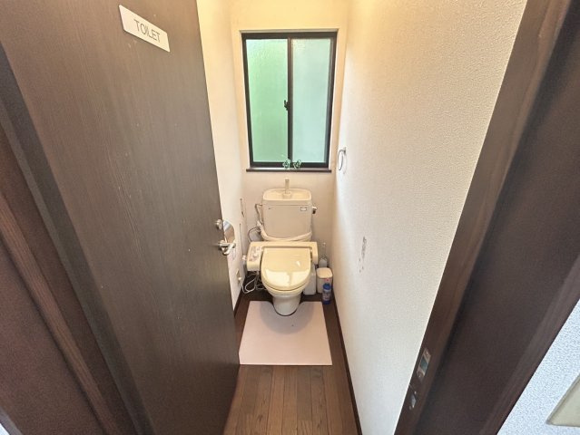 別荘利用に♪ウッドデッキでBBQ♪週末はミニキャンプ♪高久丙のトイレ|トイレです