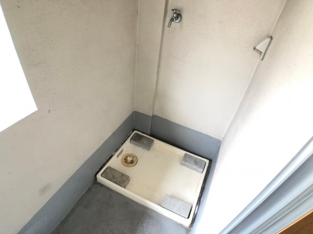 ラデファンスの独立洗面台