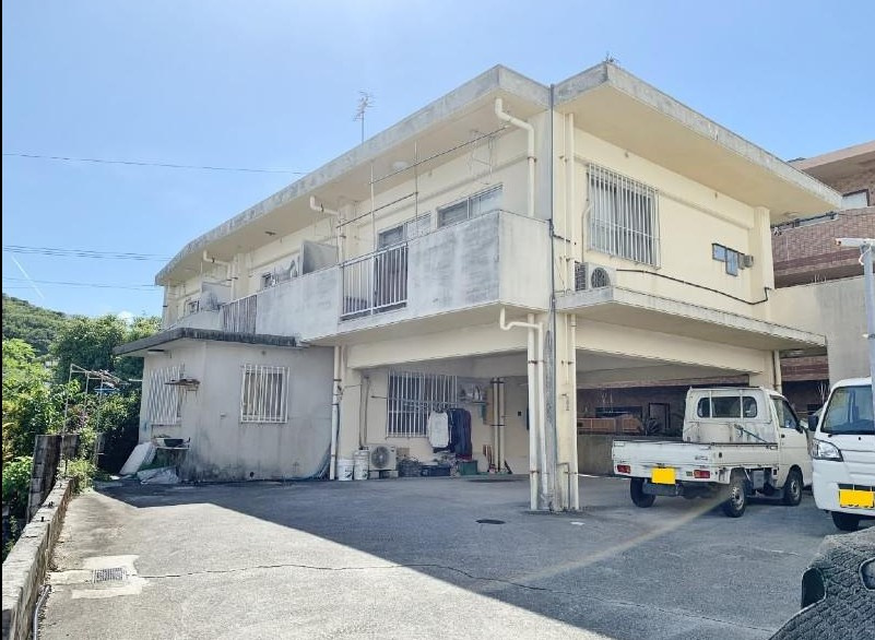 那覇市国場　一棟マンション