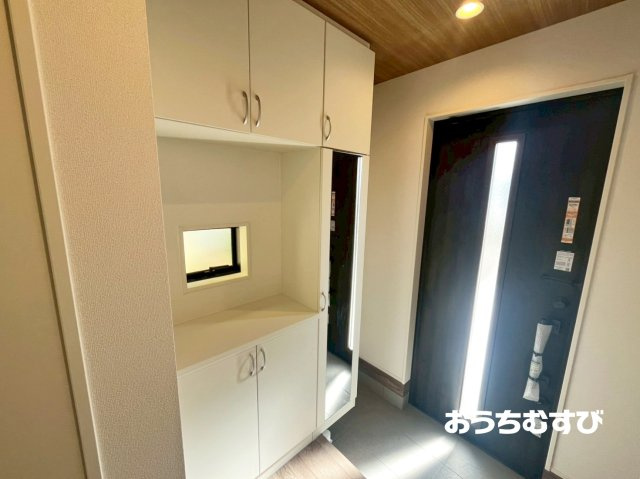 尾張旭市北本地ヶ原町(全2棟)の玄関