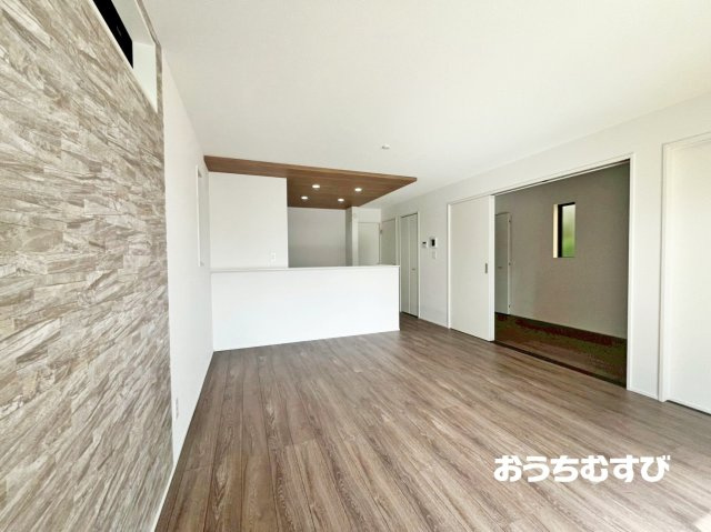 尾張旭市北本地ヶ原町(全2棟)の居間・リビング