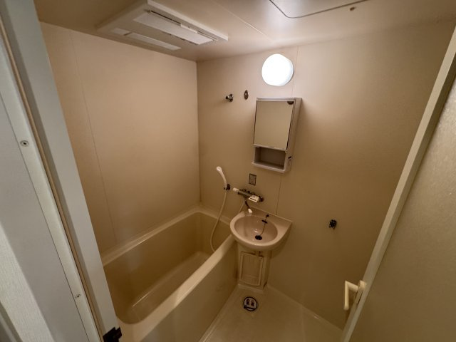 フォンテーヌ曽根の浴室