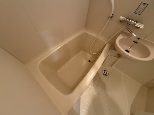 フォンテーヌ曽根の浴室