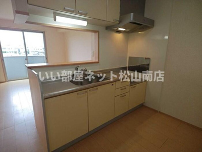 【キッチン】 | カーサ城北　B棟