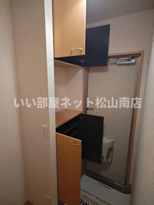 【玄関】 | カーサ城北　B棟