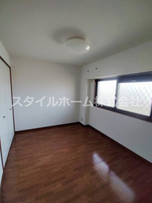 【寝室】 | フロールI | 別部屋写真です。