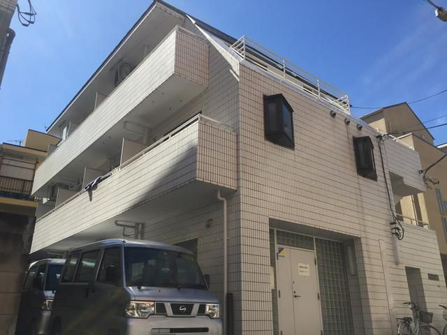 アカデミー向丘の外観