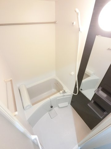 Alivis船橋Eastの浴室