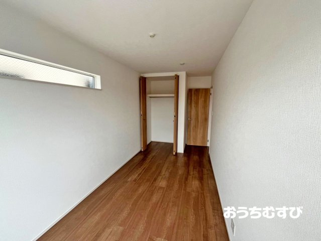 春日井市東野町西第1(全4棟)の洋室