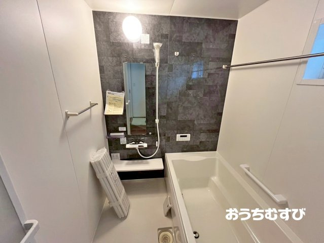 春日井市東野町西第1(全4棟)の浴室