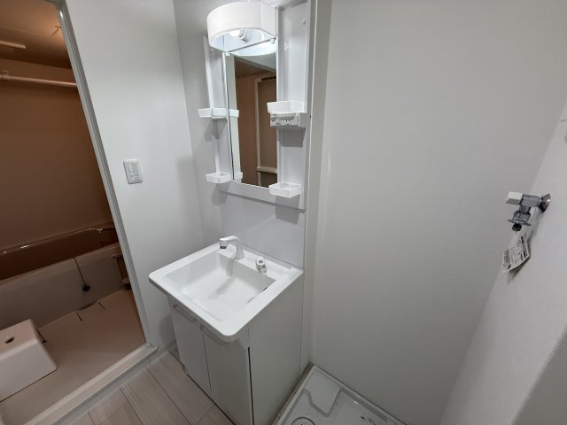 キャトルセゾン豊中本町の独立洗面台