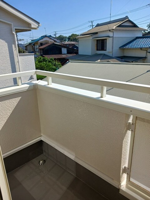 【バルコニー】 | スカイ・ローズ