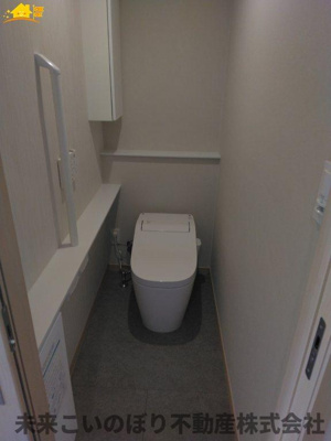 【トイレ】 | 蓮田市閏戸中古戸建 | ゆったりとした空間のトイレです