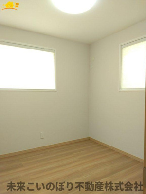 【洋室】 | 蓮田市閏戸中古戸建 | 使い勝手のいい洋室です