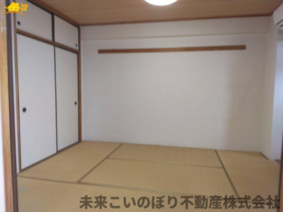 【和室】 | ライオンズガーデン久喜参番館 | 家事の合間にちょっとひと休み♪足をのばして寛げる和室♪客間やキッズスペースにも最適です♪