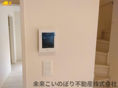 【防犯設備】 | Blooming Garden久喜市野久喜3期 | TVインターフォンは来訪者の確認にとても便利で安心です。
録画システム付きなので、留守時の確認も可能です。