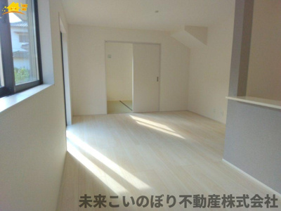 【居間・リビング】 | Livele Garden.S蓮田市椿山第7 | 解放感のある広々LDKで大切な家族との時間が過ごせます。