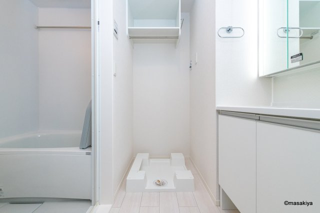 リヴェール中御所　Cの洗面所