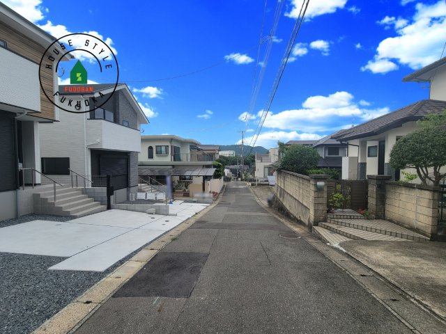 筑紫野市二日市北6丁目第1-2棟（1号棟）　の前面道路含む現地写真|前面道路です。