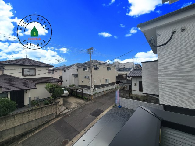 筑紫野市二日市北6丁目第1-2棟（1号棟）　の展望|窓から緑が見える物件も魅力的です。