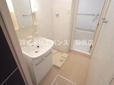 【洗面所】 | ヴェルデ神明町 | コンパクトで使いやすい洗面所