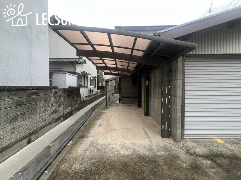 姫路市広畑区蒲田／中古戸建の駐車場