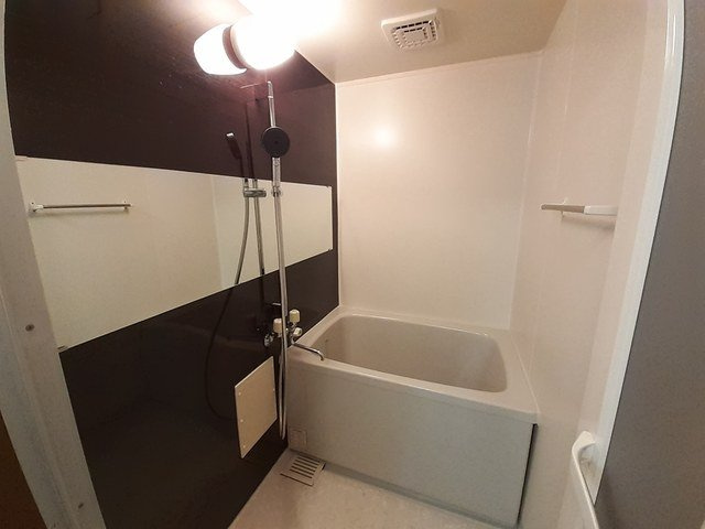 サンアヴェニューの浴室|落ち着いた空間のお風呂です