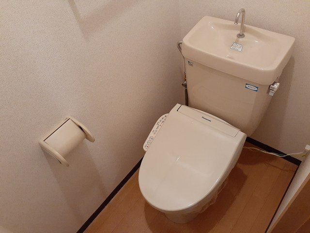 サンアヴェニューのトイレ|ゆったりとした空間のトイレです