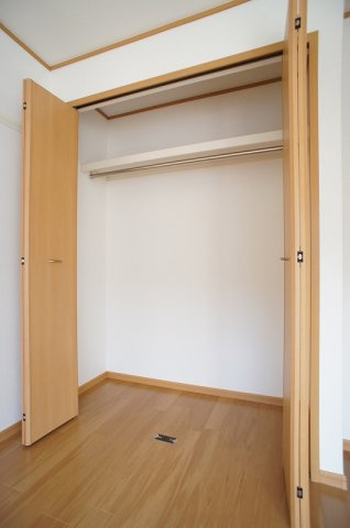 エレガンテⅠの収納