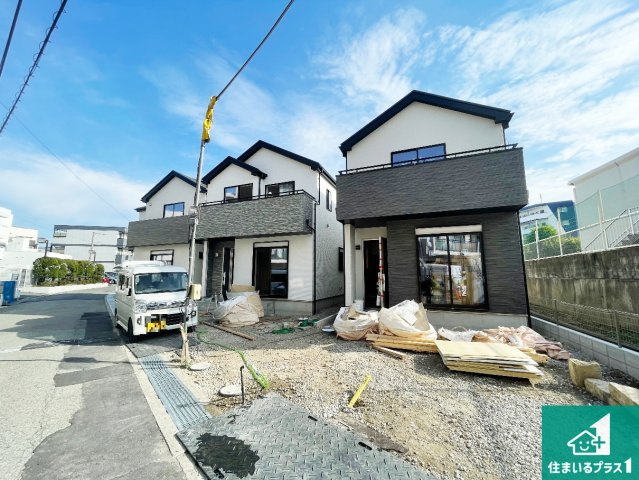 箕面市半町　新築一戸建ての外観|現在建築中！落ち着いた街並みで新生活を始めることが出来そう！周辺の物件も併せてご紹介させて頂きます！