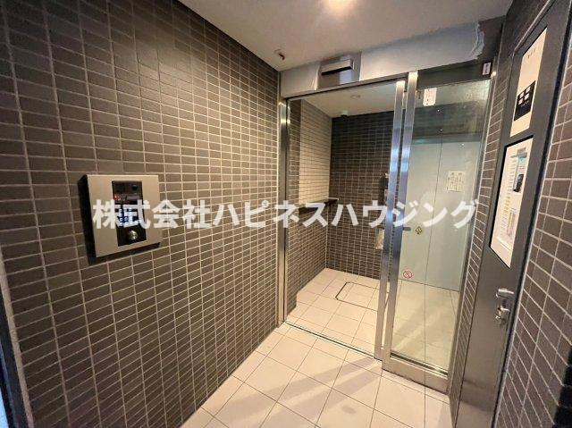 フジⅢのエントランス|ＴＶモニター付きオートロックあり