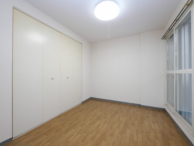 【洋室】 | ハウスオブリザ平岸７番館