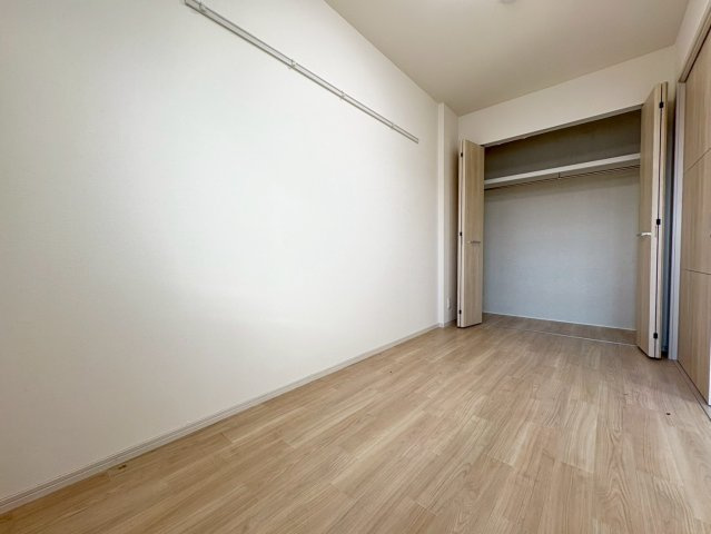 プランドール新町の寝室
