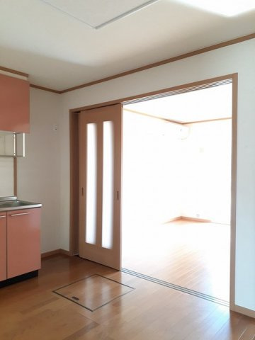 パッシオネＳ－Ⅲの居間・リビング|使いやすいリビングです