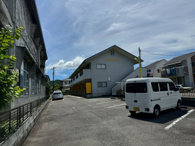 静岡県伊豆の国市　一棟アパートの駐車場