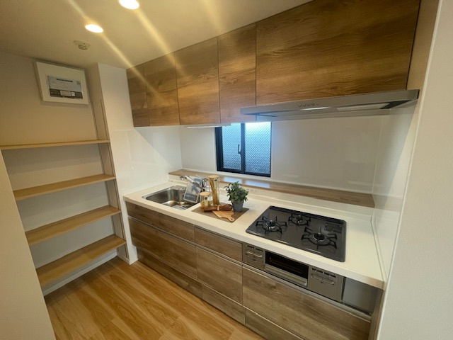 【キッチン】ダイアパレス栄町 