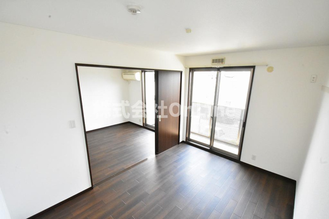 【洋室】 | CozyCourt