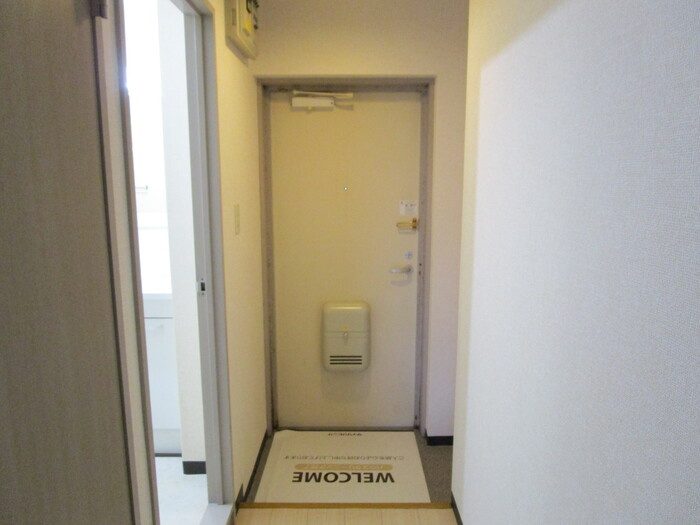 エミネンスMIYAの玄関