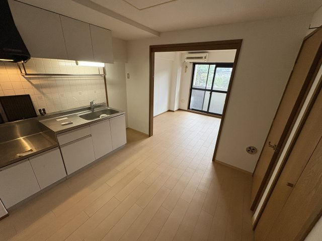 ポレール伊川　Ⅱの居間・リビング