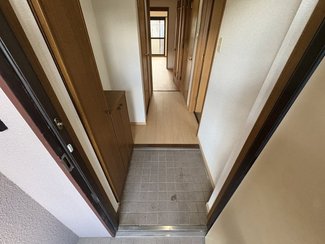 ポレール伊川　Ⅱの玄関