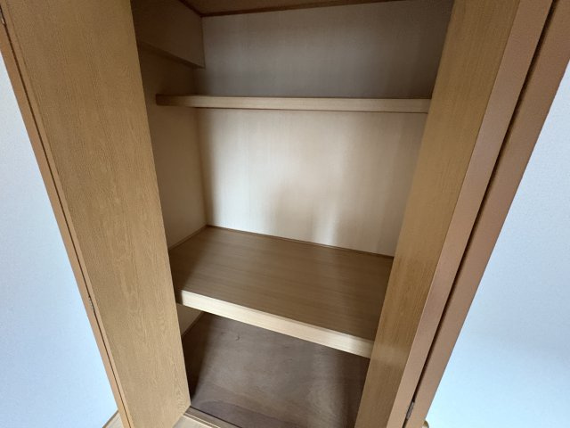 ポレール伊川　Ⅱの収納