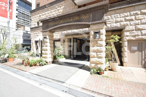 プレサンス心斎橋ザ・スタイルのエントランス|プレサンス心斎橋ザ・スタイル　高級感のあるエントランス