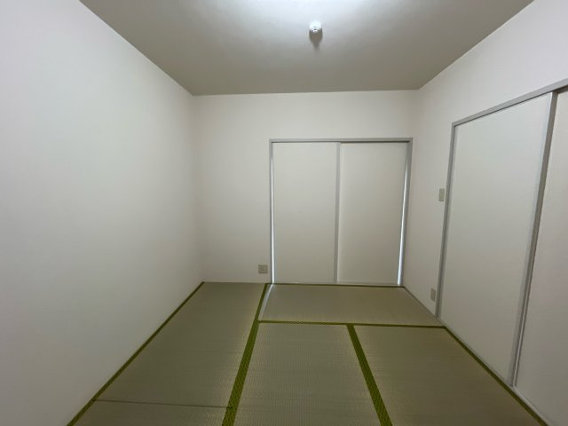ディアス北新在家Ｂ棟の寝室