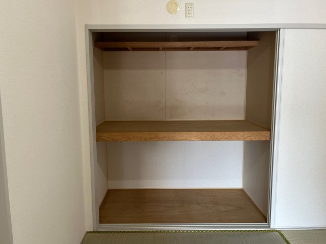 ディアス北新在家Ｂ棟の収納