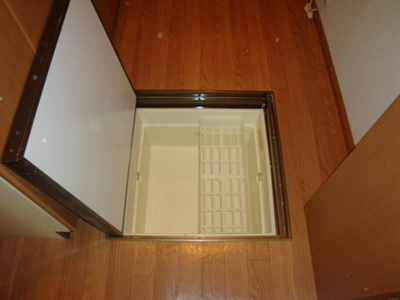 【その他】 | グリーンパークＡ棟 | 床下収納