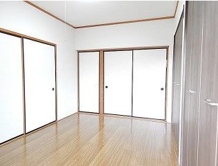 鈴鹿市　1棟マンションの収納