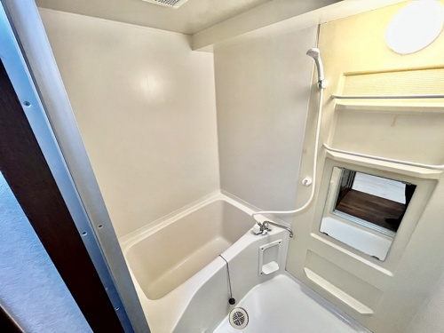 Niceマンション白山の浴室