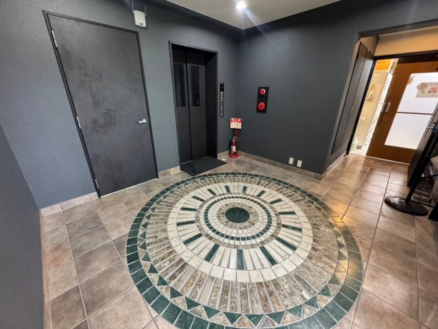 サニーハウス豊中のエントランス