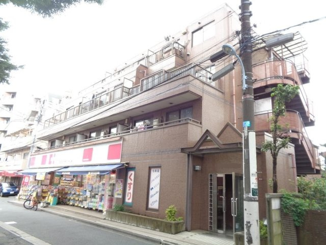 レジデンス若葉の外観
