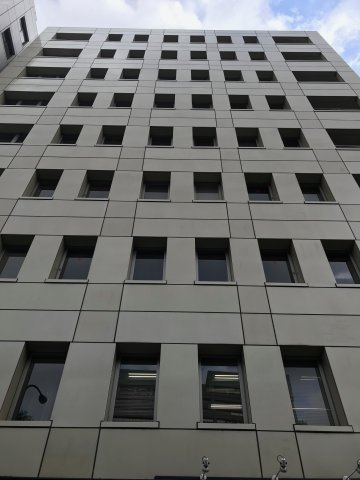 三廣ビル（サンコウビル）の外観